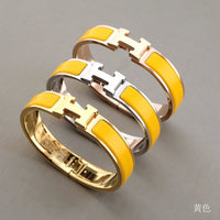 [Luxe jewelry]H YELLOW BRACELET