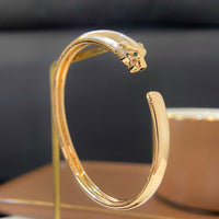 [Luxe jewelry]PANTHERE GOLD OPEN BRACELET